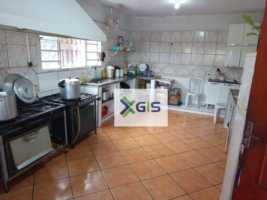 Chácara com 12 quartos à venda, 10000m2 em Jardim Veneza (Zona Rural), Sao Jose Do Rio Preto - SP - imagem 8 Foto 8 de Chácara com 12 quartos à venda, 10000m2 em Jardim Veneza (Zona Rural), Sao Jose Do Rio Preto - SP