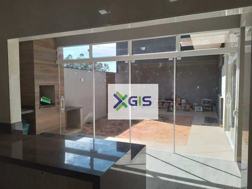 Foto 3 de Casa com 2 quartos à venda, 200m2 em Bady Bassitt - SP