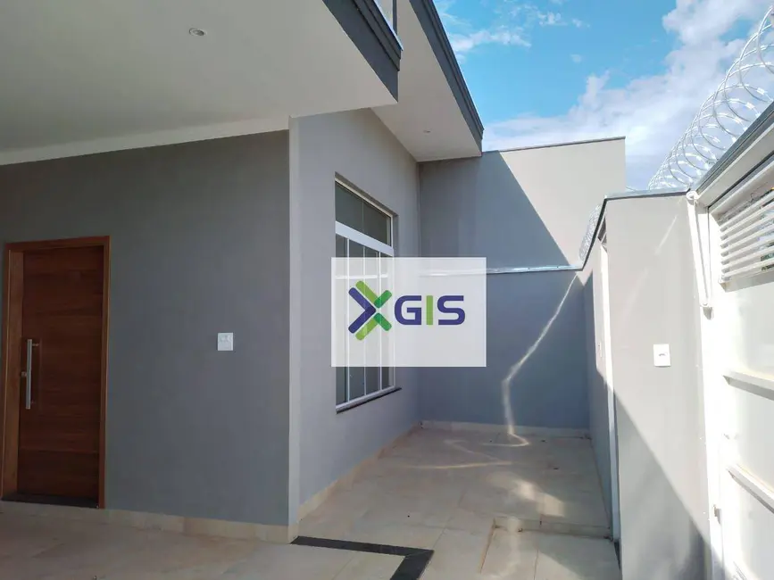 Foto 2 de Casa com 2 quartos à venda, 200m2 em Bady Bassitt - SP