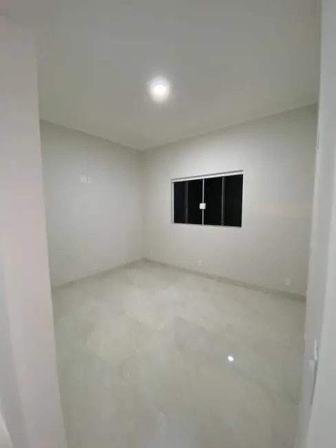 Foto 2 de Casa com 3 quartos à venda, 200m2 em Residencial Ary Attab, Sao Jose Do Rio Preto - SP