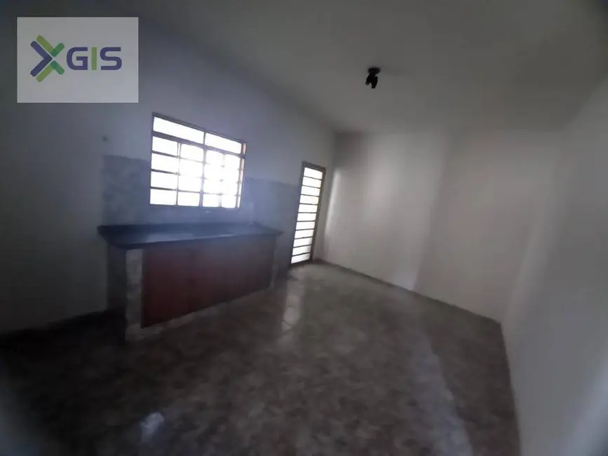 Foto 4 de Casa com 2 quartos para alugar, 220m2 em Vila São Jorge, Sao Jose Do Rio Preto - SP