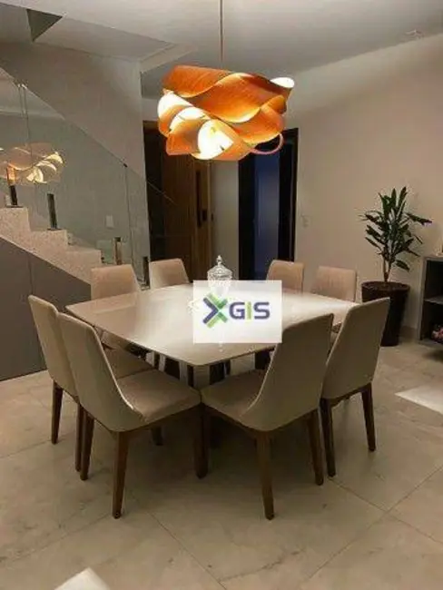 Sobrado com 3 quartos à venda, 276m2 em Residencial Figueira II, Sao Jose Do Rio Preto - SP - imagem 7 Foto 7 de Sobrado com 3 quartos à venda, 276m2 em Residencial Figueira II, Sao Jose Do Rio Preto - SP