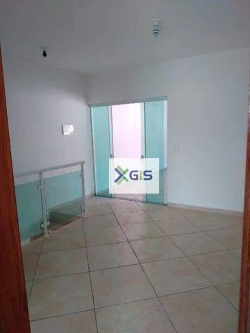 Sobrado com 3 quartos à venda, 221m2 em Jardim Califórnia, Sorocaba - SP - imagem 5 Foto 5 de Sobrado com 3 quartos à venda, 221m2 em Jardim Califórnia, Sorocaba - SP