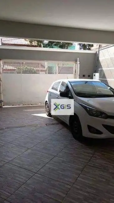 Sobrado com 3 quartos à venda, 221m2 em Jardim Califórnia, Sorocaba - SP - imagem 9 Foto 9 de Sobrado com 3 quartos à venda, 221m2 em Jardim Califórnia, Sorocaba - SP