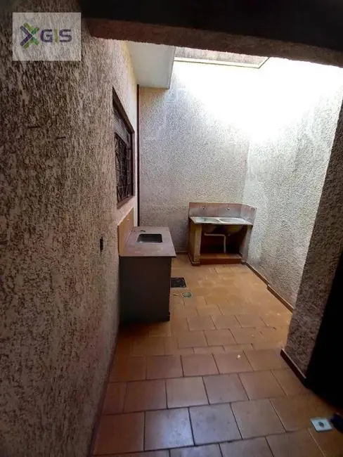 Foto 9 de Casa com 3 quartos para alugar, 120m2 em Conjunto Habitacional Costa do Sol, Sao Jose Do Rio Preto - SP