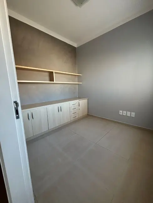 Casa de Condomínio com 3 quartos à venda e para alugar, 400m2 em Residencial Gaivota I, Sao Jose Do Rio Preto - SP - imagem 8 Foto 8 de Casa de Condomínio com 3 quartos à venda e para alugar, 400m2 em Residencial Gaivota I, Sao Jose Do Rio Preto - SP