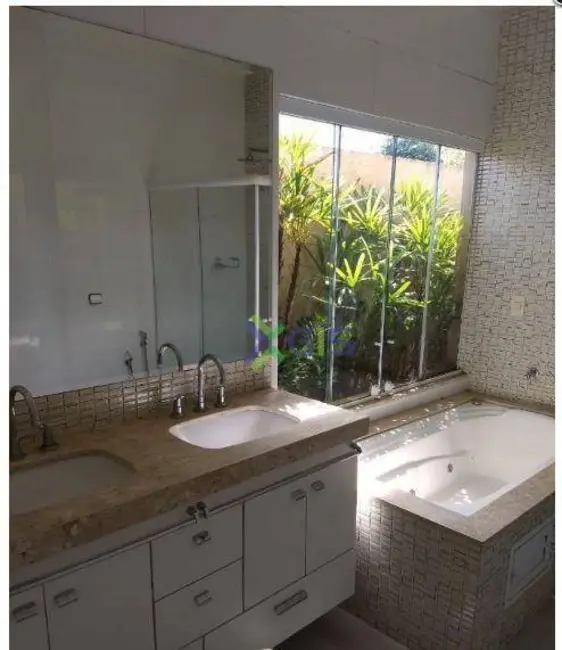 Casa de Condomínio com 3 quartos para alugar, 190m2 em Residencial Gaivota I, Sao Jose Do Rio Preto - SP - imagem 6 Foto 6 de Casa de Condomínio com 3 quartos para alugar, 190m2 em Residencial Gaivota I, Sao Jose Do Rio Preto - SP