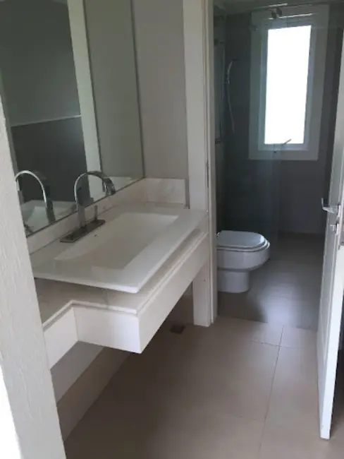 Casa com 6 quartos para alugar, 450m2 em Parque Residencial Damha IV, Sao Jose Do Rio Preto - SP - imagem 4 Foto 4 de Casa com 6 quartos para alugar, 450m2 em Parque Residencial Damha IV, Sao Jose Do Rio Preto - SP