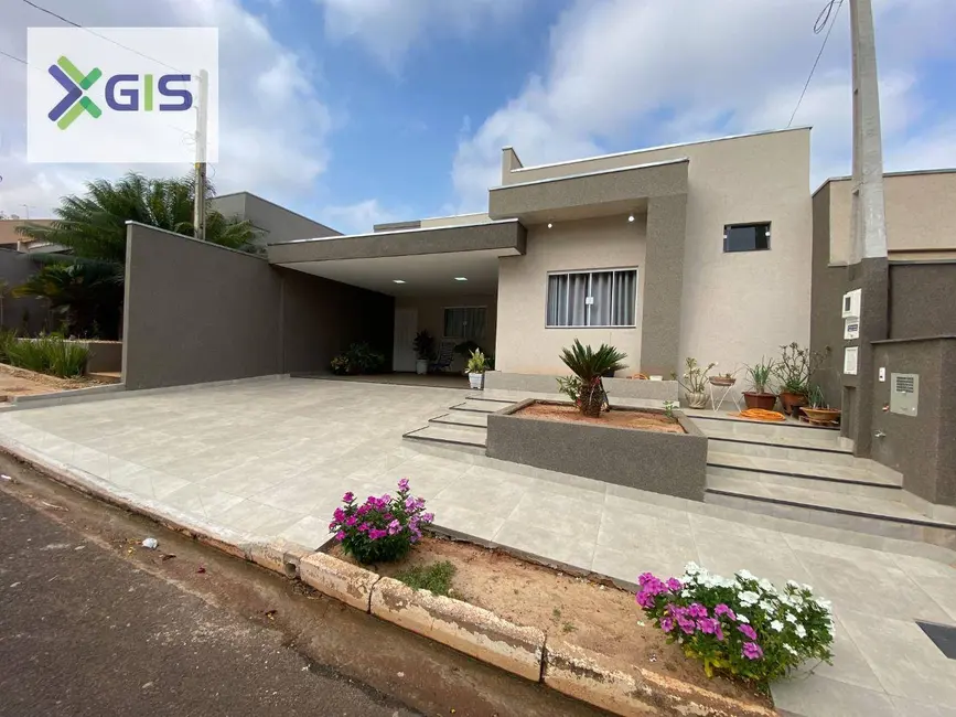 Casa de Condomínio com 3 quartos à venda, 200m2 em Residencial Amazonas, Sao Jose Do Rio Preto - SP - imagem 1 Foto 1 de Casa de Condomínio com 3 quartos à venda, 200m2 em Residencial Amazonas, Sao Jose Do Rio Preto - SP