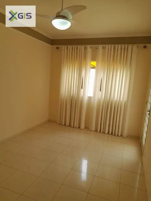 Foto 2 de Casa com 3 quartos à venda, 242m2 em Parque Industrial, Sao Jose Do Rio Preto - SP