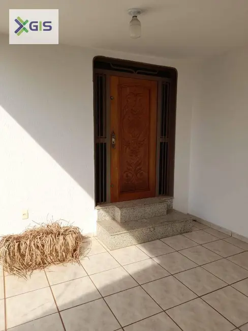 Foto 1 de Casa com 3 quartos à venda e para alugar, 250m2 em Vila Maceno, Sao Jose Do Rio Preto - SP