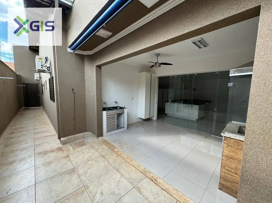 Casa com 3 quartos à venda, 210m2 em Parque Residencial J. Macedo, Sao Jose Do Rio Preto - SP - imagem 8 Foto 8 de Casa com 3 quartos à venda, 210m2 em Parque Residencial J. Macedo, Sao Jose Do Rio Preto - SP