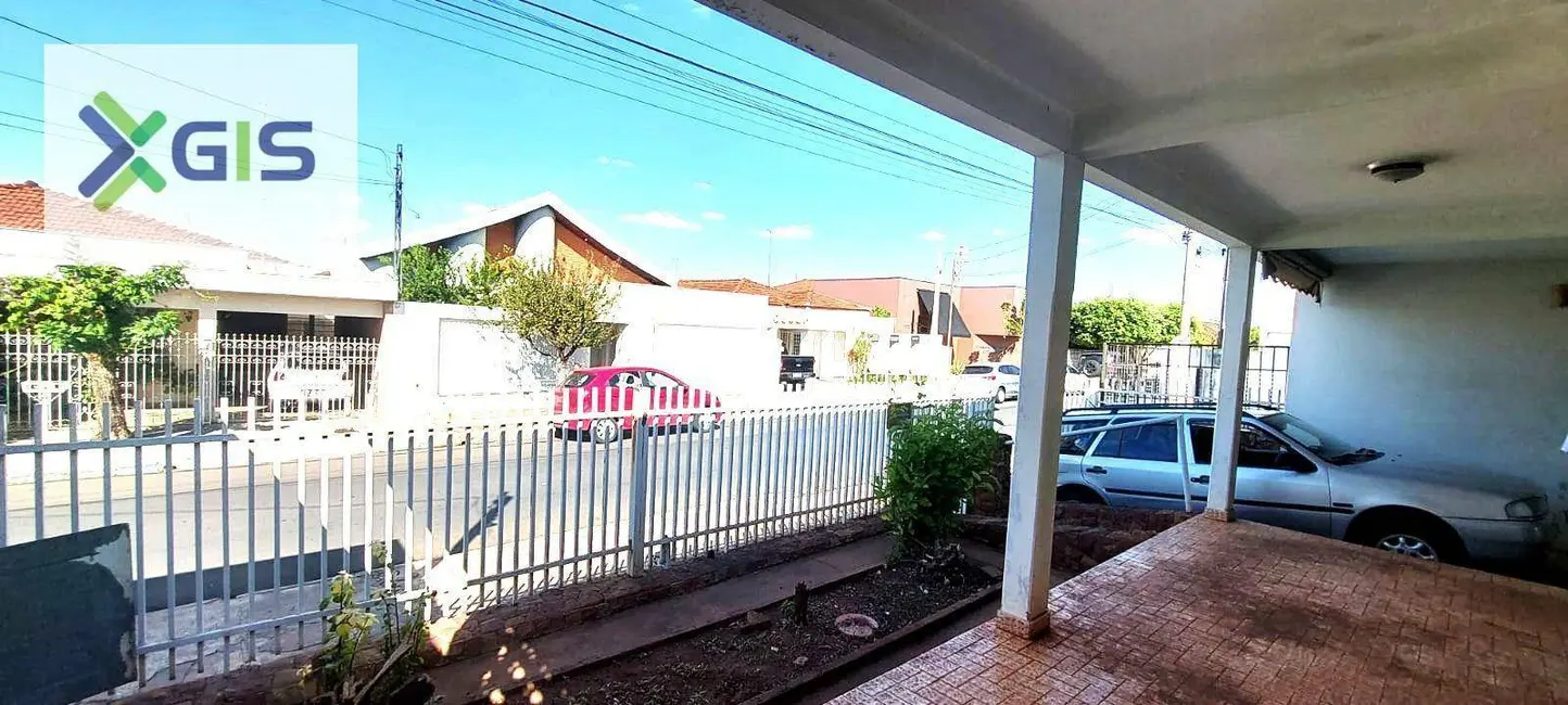 Foto 1 de Casa com 3 quartos à venda, 271m2 em Centro, Taquaritinga - SP