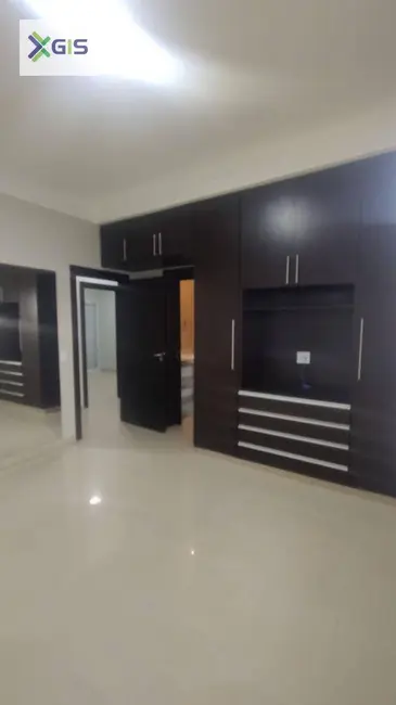 Casa de Condomínio com 4 quartos para alugar, 450m2 em Parque Residencial Damha, Sao Jose Do Rio Preto - SP - imagem 9 Foto 9 de Casa de Condomínio com 4 quartos para alugar, 450m2 em Parque Residencial Damha, Sao Jose Do Rio Preto - SP