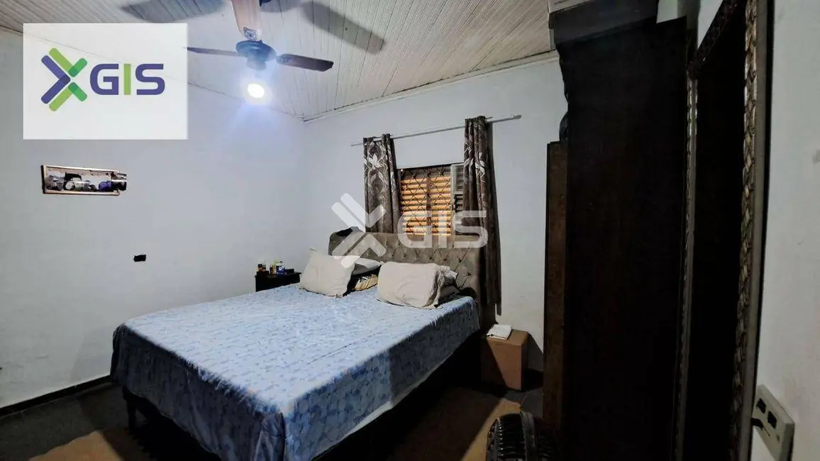 Foto 8 de Casa com 4 quartos à venda, 300m2 em Taquaritinga - SP