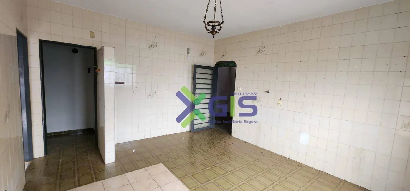 Sobrado com 3 quartos para alugar, 160m2 em Vila Anchieta, Sao Jose Do Rio Preto - SP - imagem 6 Foto 6 de Sobrado com 3 quartos para alugar, 160m2 em Vila Anchieta, Sao Jose Do Rio Preto - SP