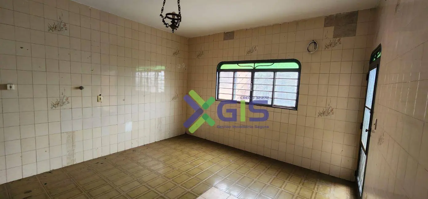 Sobrado com 3 quartos para alugar, 160m2 em Vila Anchieta, Sao Jose Do Rio Preto - SP - imagem 5 Foto 5 de Sobrado com 3 quartos para alugar, 160m2 em Vila Anchieta, Sao Jose Do Rio Preto - SP