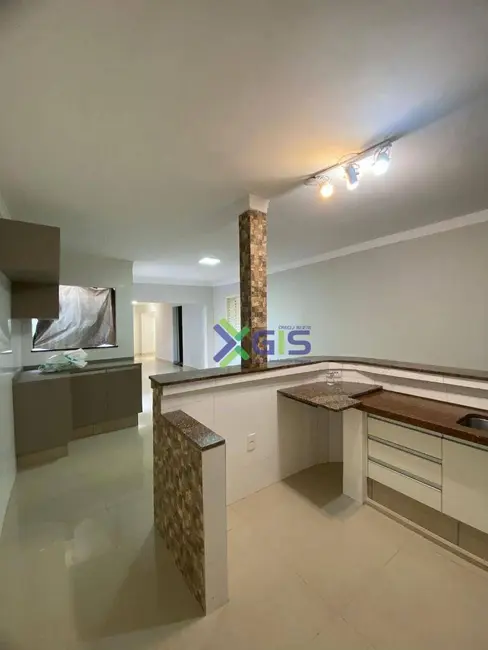 Foto 5 de Casa com 4 quartos à venda, 190m2 em Jardim Maracanã, Sao Jose Do Rio Preto - SP