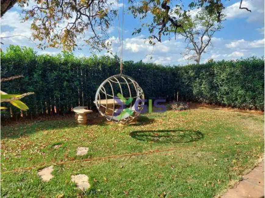 Sítio / Rancho com 4 quartos à venda, 500m2 em Fronteira - MG - imagem 8 Foto 8 de Sítio / Rancho com 4 quartos à venda, 500m2 em Fronteira - MG