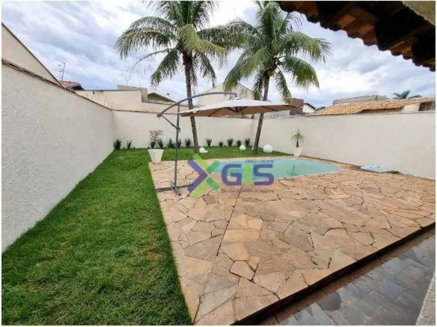 Foto 2 de Casa com 3 quartos à venda, 260m2 em Parque São Miguel, Sao Jose Do Rio Preto - SP