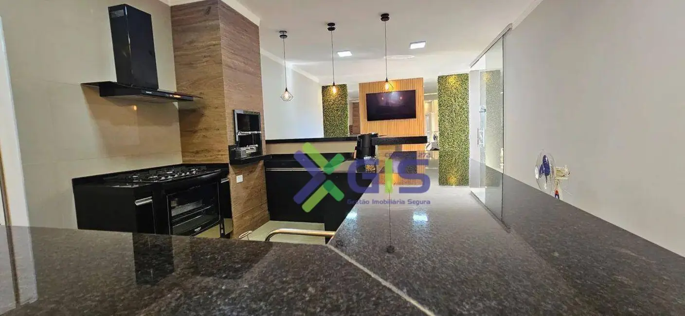 Casa com 3 quartos à venda, 200m2 em Residencial Palestra, Sao Jose Do Rio Preto - SP - imagem 1 Foto 1 de Casa com 3 quartos à venda, 200m2 em Residencial Palestra, Sao Jose Do Rio Preto - SP