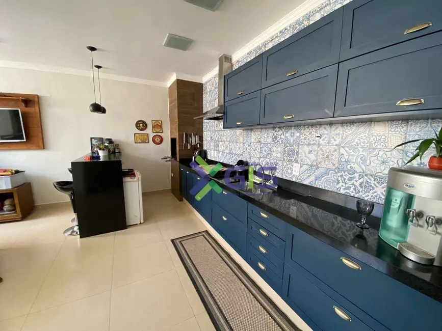 Casa de Condomínio com 3 quartos à venda, 200m2 em Jardim Tarraf II, Sao Jose Do Rio Preto - SP - imagem 1 Foto 1 de Casa de Condomínio com 3 quartos à venda, 200m2 em Jardim Tarraf II, Sao Jose Do Rio Preto - SP