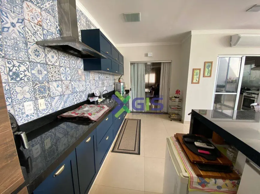 Casa de Condomínio com 3 quartos à venda, 200m2 em Jardim Tarraf II, Sao Jose Do Rio Preto - SP - imagem 5 Foto 5 de Casa de Condomínio com 3 quartos à venda, 200m2 em Jardim Tarraf II, Sao Jose Do Rio Preto - SP