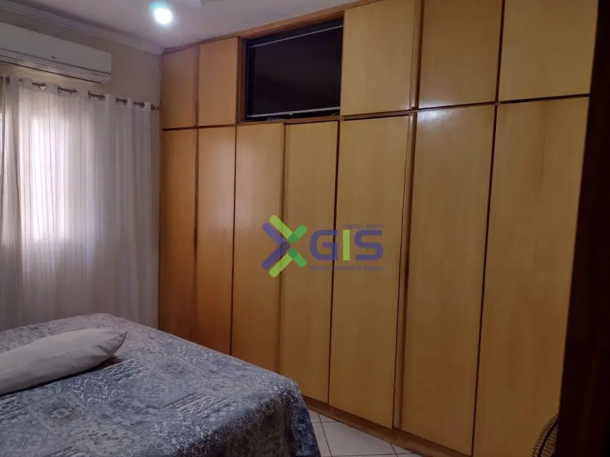 Foto 6 de Casa com 2 quartos à venda, 200m2 em Mirassol - SP