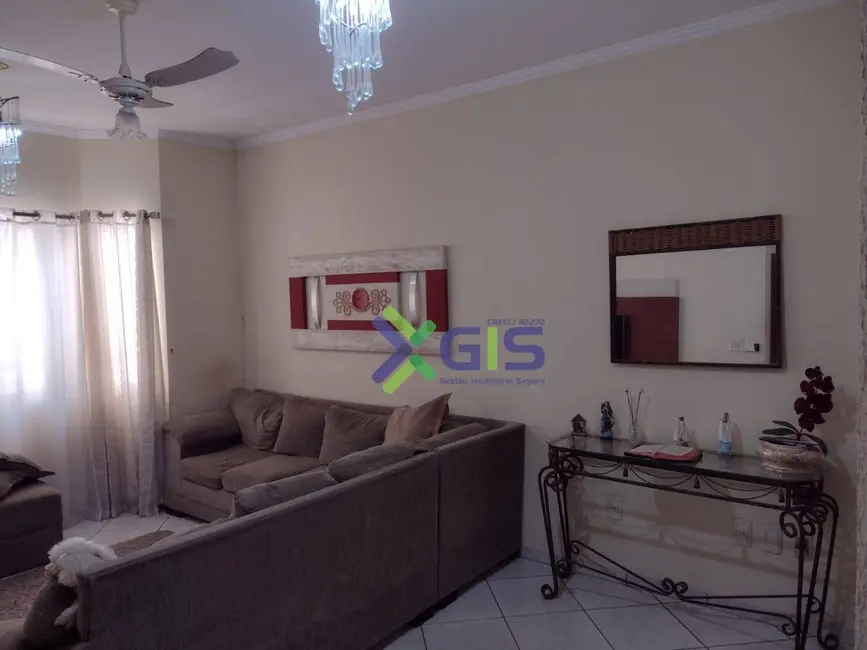 Foto 4 de Casa com 2 quartos à venda, 200m2 em Mirassol - SP