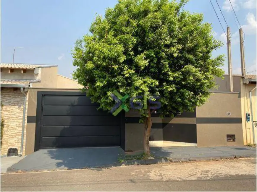 Foto 1 de Casa com 2 quartos à venda, 200m2 em Mirassol - SP