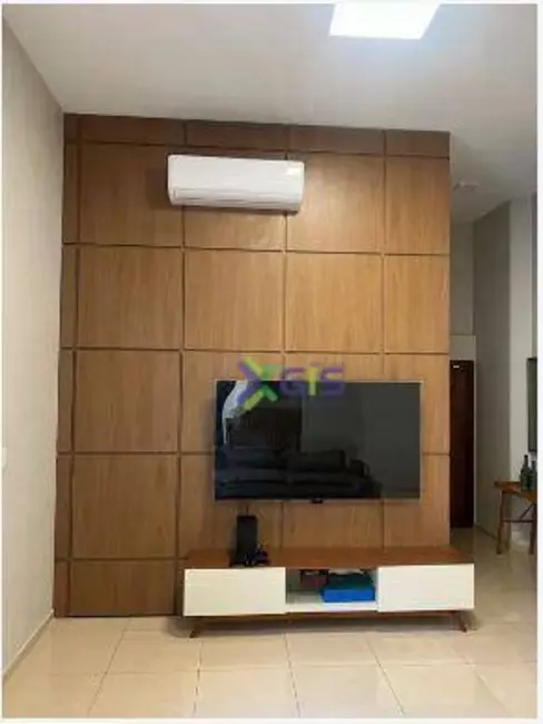 Foto 4 de Casa com 3 quartos à venda e para alugar, 262m2 em Mirassol - SP