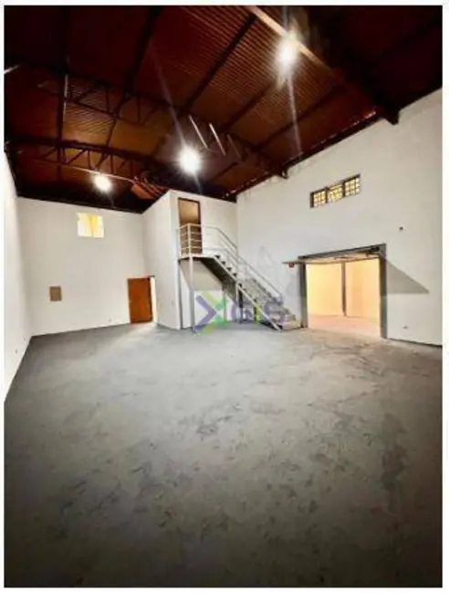 Armazém / Galpão para alugar, 240m2 em Mini Distrito Adail Vetorasso, Sao Jose Do Rio Preto - SP - imagem 4 Foto 4 de Armazém / Galpão para alugar, 240m2 em Mini Distrito Adail Vetorasso, Sao Jose Do Rio Preto - SP