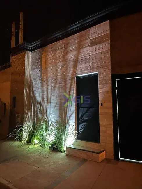 Foto 4 de Casa com 3 quartos à venda, 222m2 em Centro, Bady Bassitt - SP