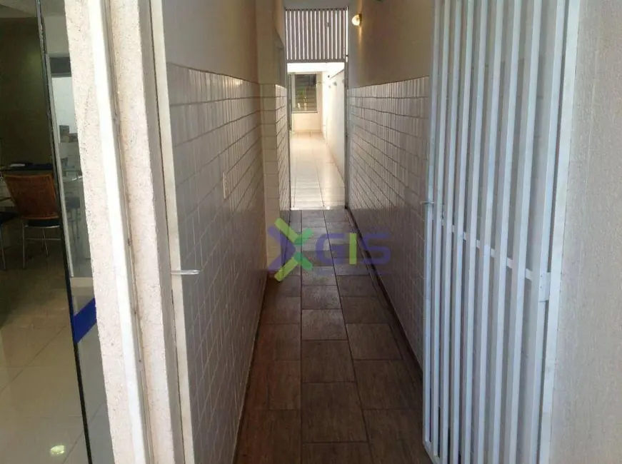 Foto 3 de Sala Comercial para alugar, 100m2 em Centro, Sao Jose Do Rio Preto - SP