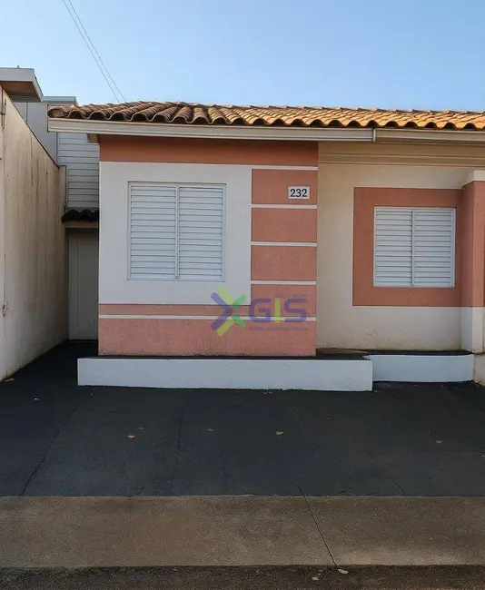 Foto 1 de Casa de Condomínio com 2 quartos para alugar, 90m2 em Sao Jose Do Rio Preto - SP
