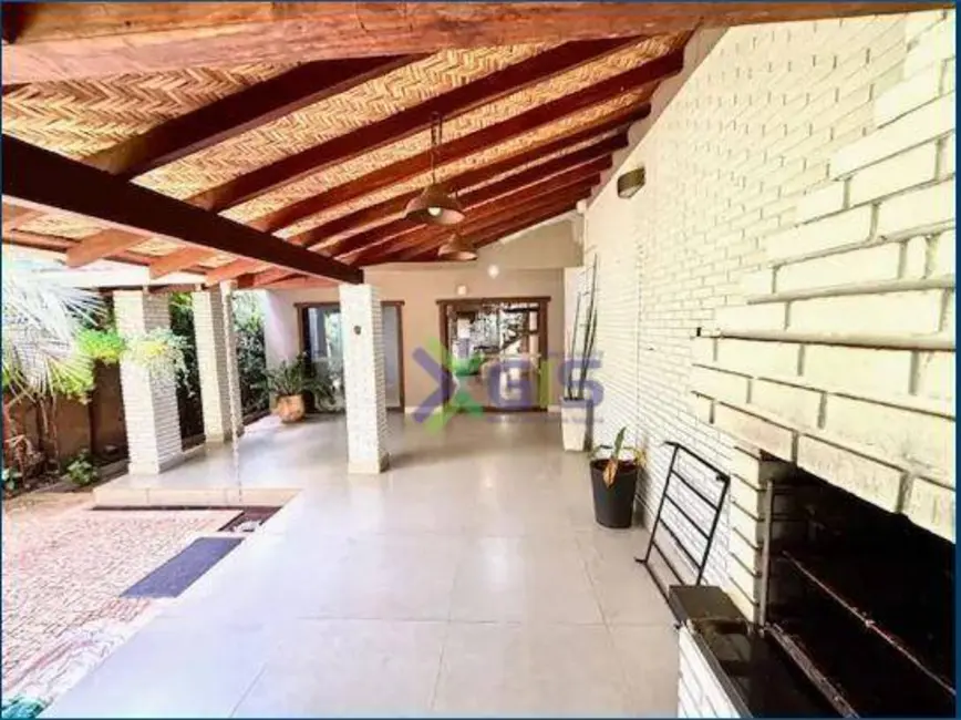 Sobrado com 3 quartos à venda e para alugar, 200m2 em Vila Nossa Senhora da Paz, Sao Jose Do Rio Preto - SP - imagem 7 Foto 7 de Sobrado com 3 quartos à venda e para alugar, 200m2 em Vila Nossa Senhora da Paz, Sao Jose Do Rio Preto - SP