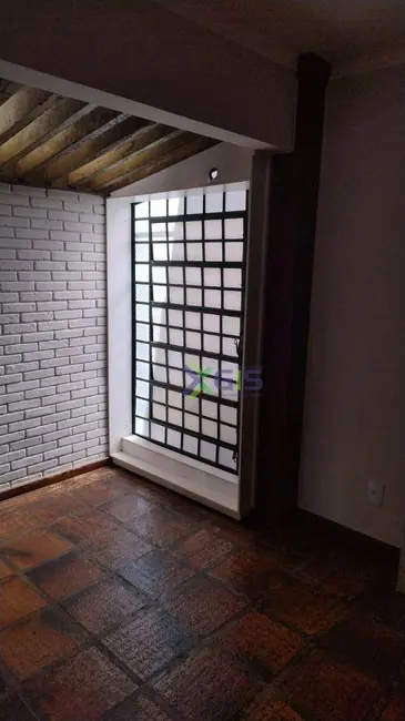 Casa com 2 quartos para alugar, 300m2 em Santos Dumont, Sao Jose Do Rio Preto - SP - imagem 4 Foto 4 de Casa com 2 quartos para alugar, 300m2 em Santos Dumont, Sao Jose Do Rio Preto - SP