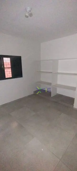 Casa com 2 quartos para alugar, 300m2 em Santos Dumont, Sao Jose Do Rio Preto - SP - imagem 7 Foto 7 de Casa com 2 quartos para alugar, 300m2 em Santos Dumont, Sao Jose Do Rio Preto - SP