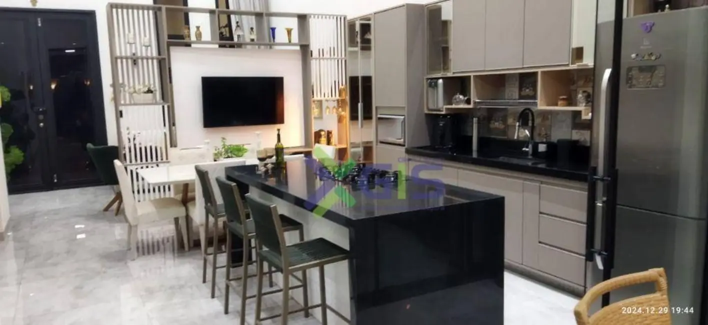 Casa de Condomínio com 3 quartos à venda, 261m2 em Residencial Maria Júlia, Sao Jose Do Rio Preto - SP - imagem 1 Foto 1 de Casa de Condomínio com 3 quartos à venda, 261m2 em Residencial Maria Júlia, Sao Jose Do Rio Preto - SP