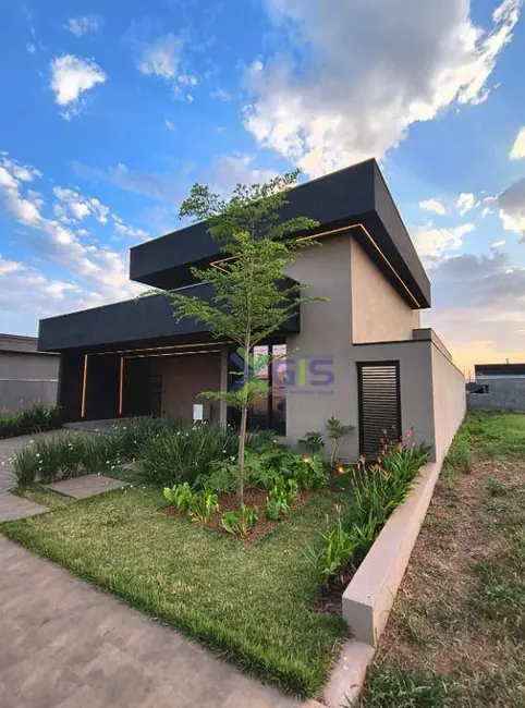 Foto 1 de Casa de Condomínio com 3 quartos à venda, 377m2 em Mirassol - SP