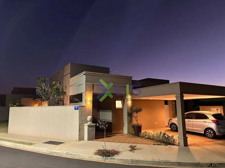 Casa de Condomínio com 2 quartos à venda, 240m2 em Centro, Bady Bassitt - SP - imagem 4 Foto 4 de Casa de Condomínio com 2 quartos à venda, 240m2 em Centro, Bady Bassitt - SP