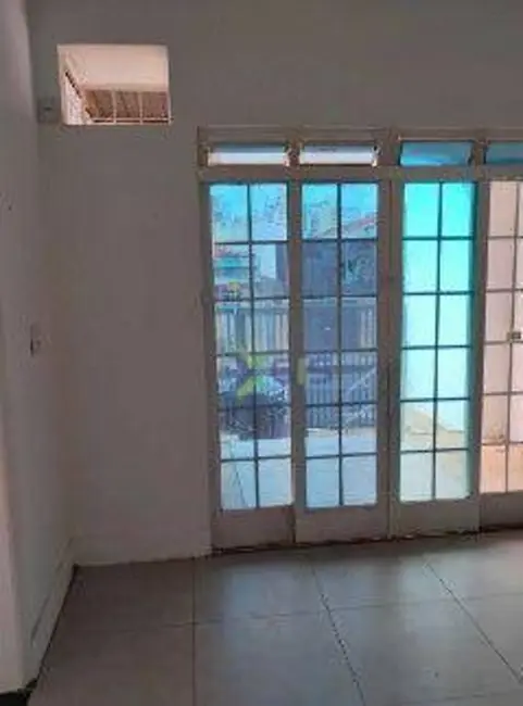 Casa com 3 quartos para alugar, 160m2 em Boa Vista, Sao Jose Do Rio Preto - SP - imagem 9 Foto 9 de Casa com 3 quartos para alugar, 160m2 em Boa Vista, Sao Jose Do Rio Preto - SP