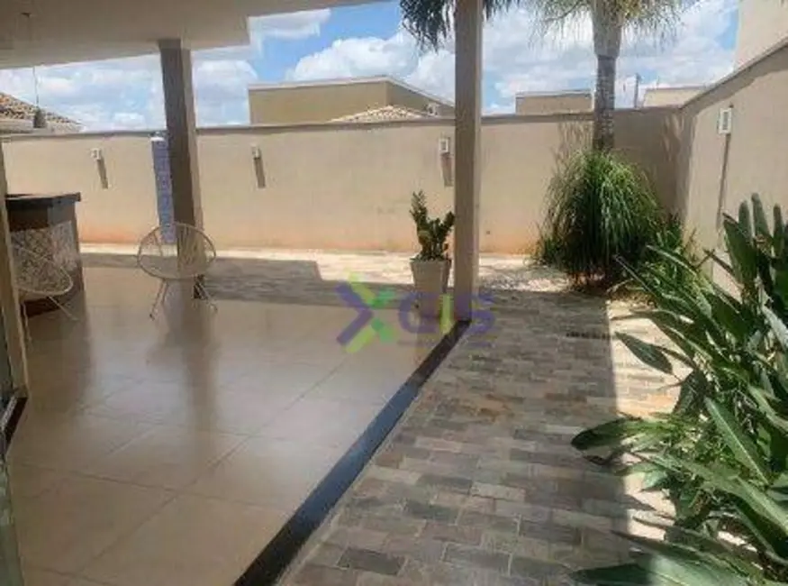 Foto 6 de Casa com 3 quartos para alugar, 200m2 em Residencial Gaivota I, Sao Jose Do Rio Preto - SP