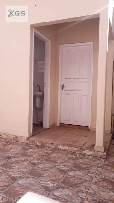 Casa com 4 quartos para alugar, 215m2 em Vila Imperial, Sao Jose Do Rio Preto - SP - imagem 9 Foto 9 de Casa com 4 quartos para alugar, 215m2 em Vila Imperial, Sao Jose Do Rio Preto - SP