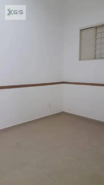 Casa com 4 quartos para alugar, 215m2 em Vila Imperial, Sao Jose Do Rio Preto - SP - imagem 8 Foto 8 de Casa com 4 quartos para alugar, 215m2 em Vila Imperial, Sao Jose Do Rio Preto - SP