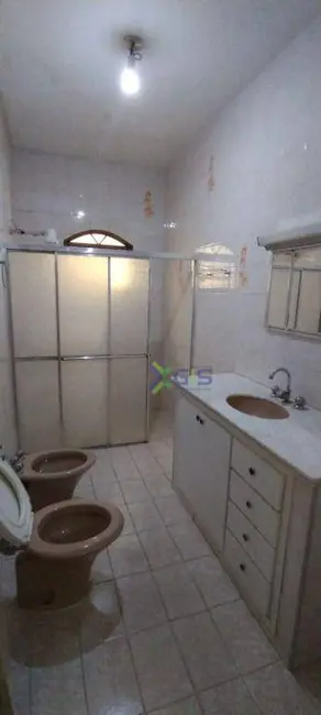 Casa com 3 quartos para alugar, 500m2 em Jardim Santa Maria, Sao Jose Do Rio Preto - SP - imagem 9 Foto 9 de Casa com 3 quartos para alugar, 500m2 em Jardim Santa Maria, Sao Jose Do Rio Preto - SP