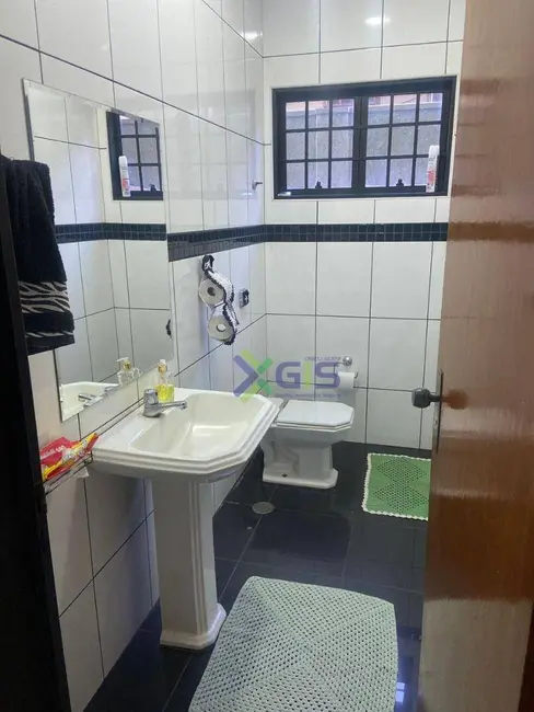 Foto 2 de Sobrado com 5 quartos à venda, 450m2 em Mirassol - SP