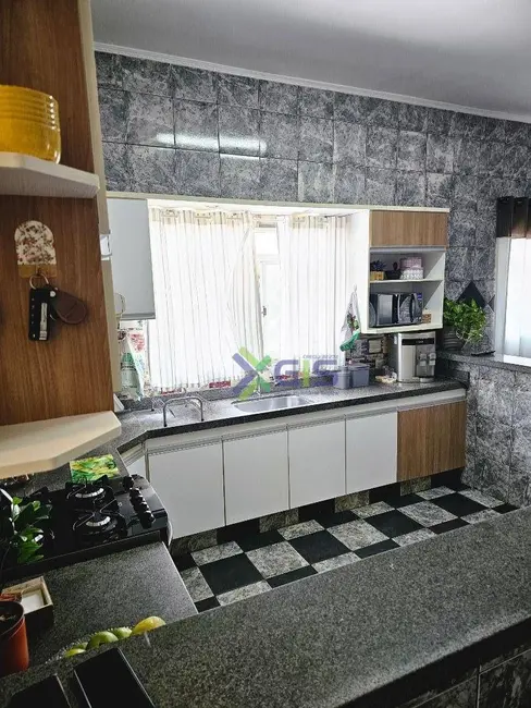 Casa com 3 quartos à venda, 390m2 em Jardim Urupês, Sao Jose Do Rio Preto - SP - imagem 8 Foto 8 de Casa com 3 quartos à venda, 390m2 em Jardim Urupês, Sao Jose Do Rio Preto - SP
