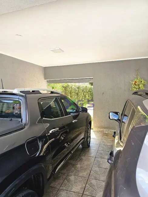 Casa com 3 quartos à venda, 390m2 em Jardim Urupês, Sao Jose Do Rio Preto - SP - imagem 3 Foto 3 de Casa com 3 quartos à venda, 390m2 em Jardim Urupês, Sao Jose Do Rio Preto - SP