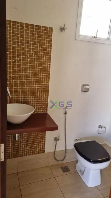 Sobrado com 3 quartos para alugar, 360m2 em Jardim Yolanda, Sao Jose Do Rio Preto - SP - imagem 3 Foto 3 de Sobrado com 3 quartos para alugar, 360m2 em Jardim Yolanda, Sao Jose Do Rio Preto - SP